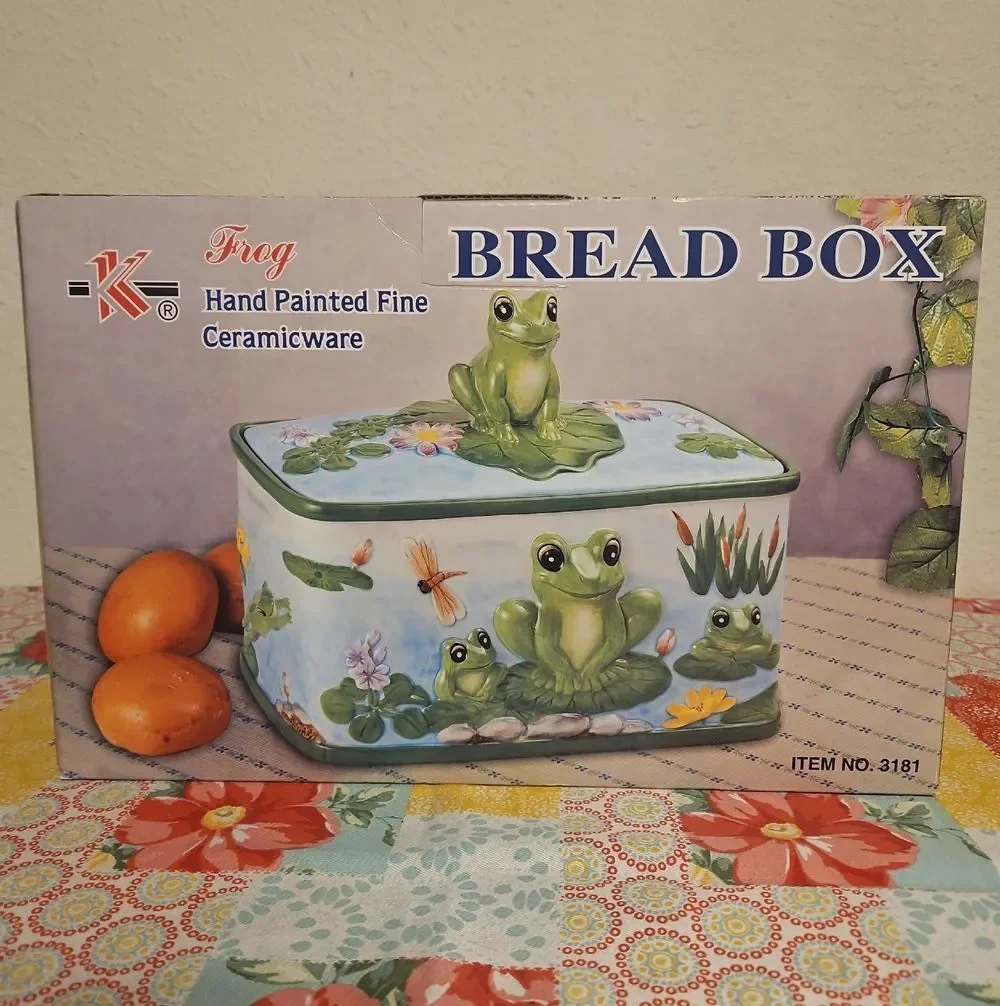 K Frog Hand-Painted Green Ceramic Bread Box